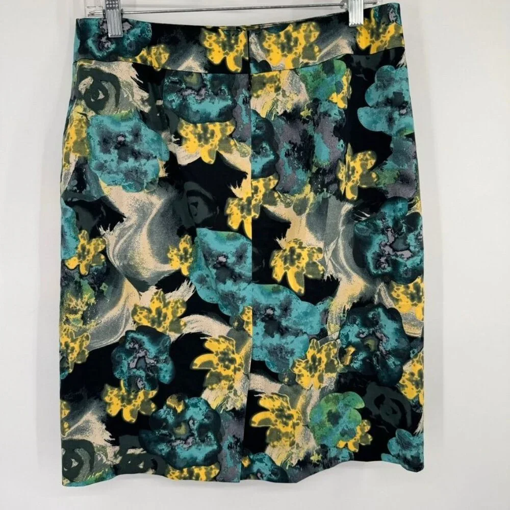 Ann Taylor Womens watercolor Floral Pencil Skirt Size 10 Cotton stretch